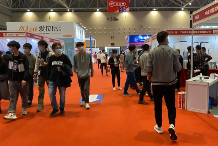 家电百家争鸣，谁家能拔得头筹？